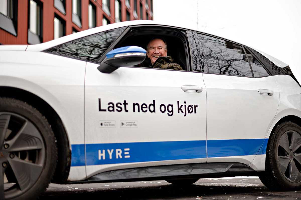 20221121 EIK 1979 for web